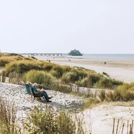 아파트 Les Algues With Seaview By Interhome *