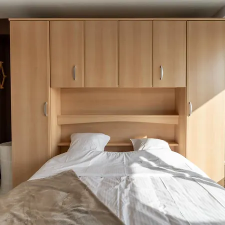 아파트 Les Algues With Seaview By Interhome *